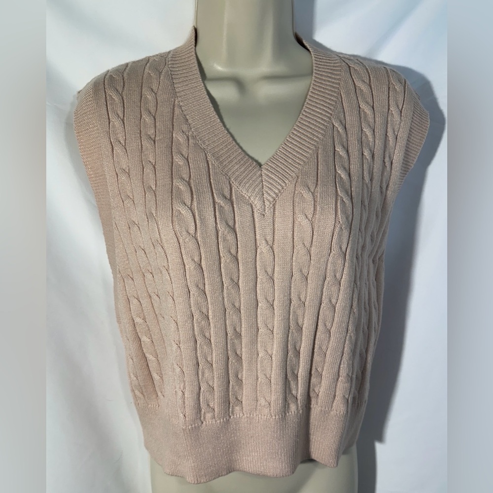 Light academia cable knit vest